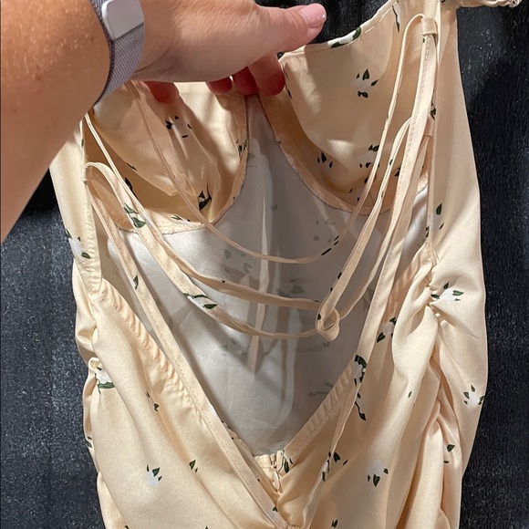 Zaful Cream Backless floral Puff Sleeve Dress. #cottagecore spring style sz sm - Picture 2 of 9